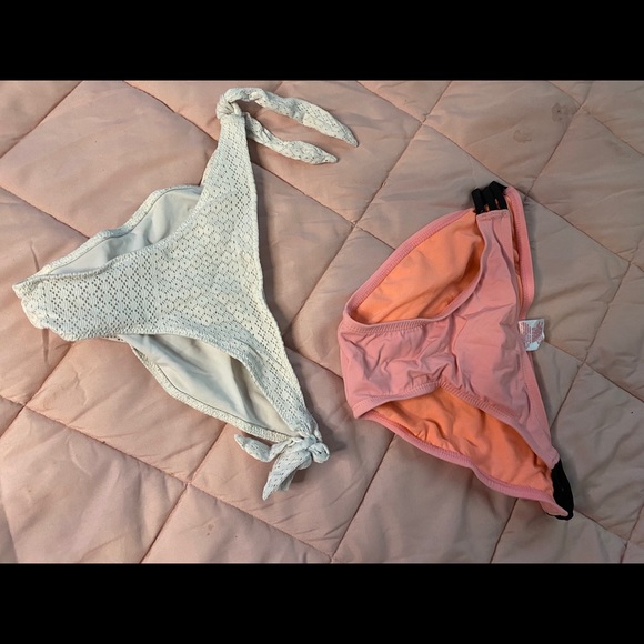 Clothes - Picture 3 of 3